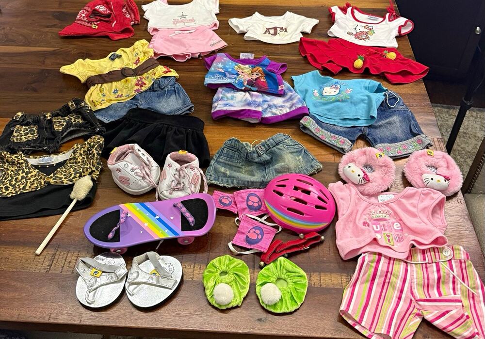 Build-A-Bear Workshop Mixed Lot of Y2K/retired outfits